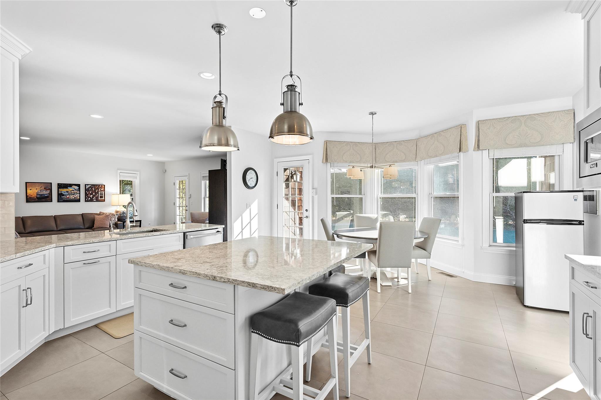 1 Seasons Lane, Southampton, New York image 6