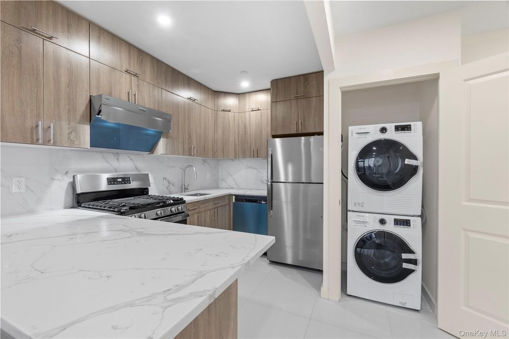 Photo of 124-28 Queens Blvd. Blvd #10C, Kew Gardens, NY 11415 (MLS # 895194)