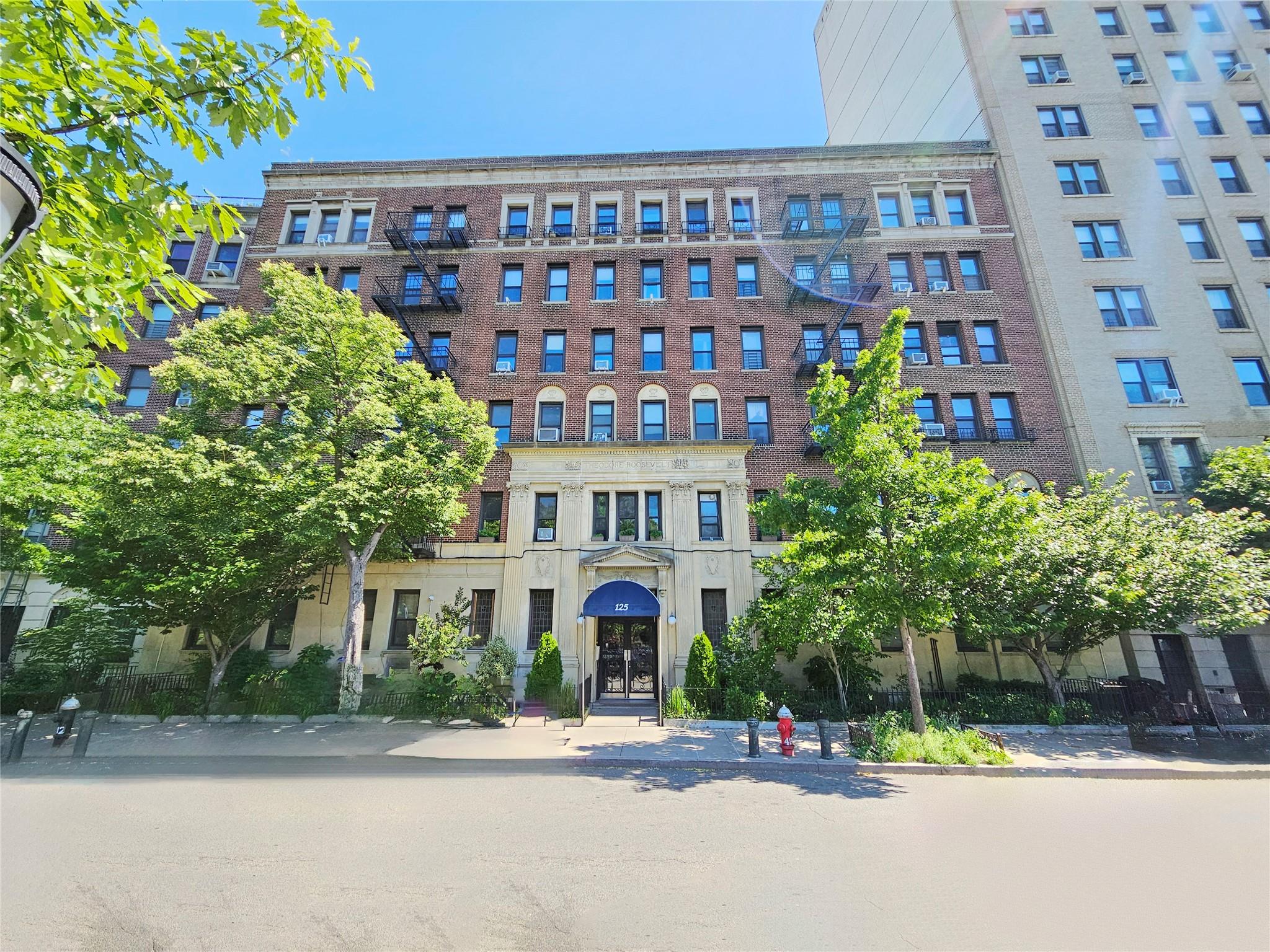 125 Eastern Parkway #4C, Brooklyn, New York image 1