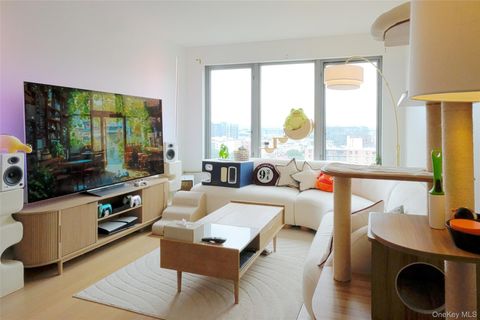 138-35 39th Avenue 12L Flushing NY 11354