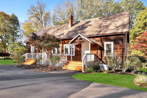 Multifamily For Rent - 32 School Street #A<br/> Armonk, NY 10504