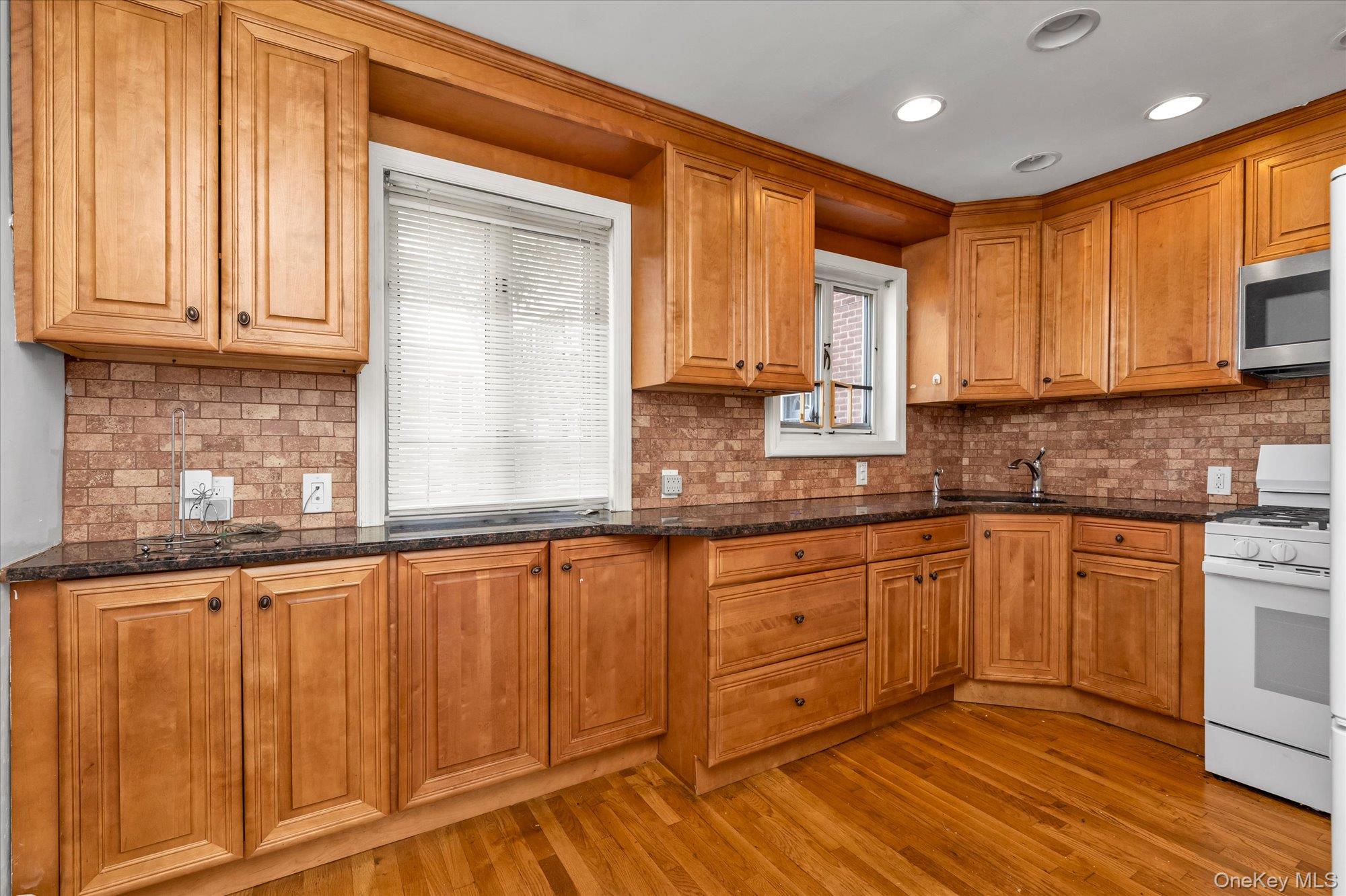 229-05 87th Avenue 46-5