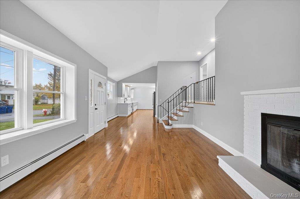 13 Mountain View Avenue