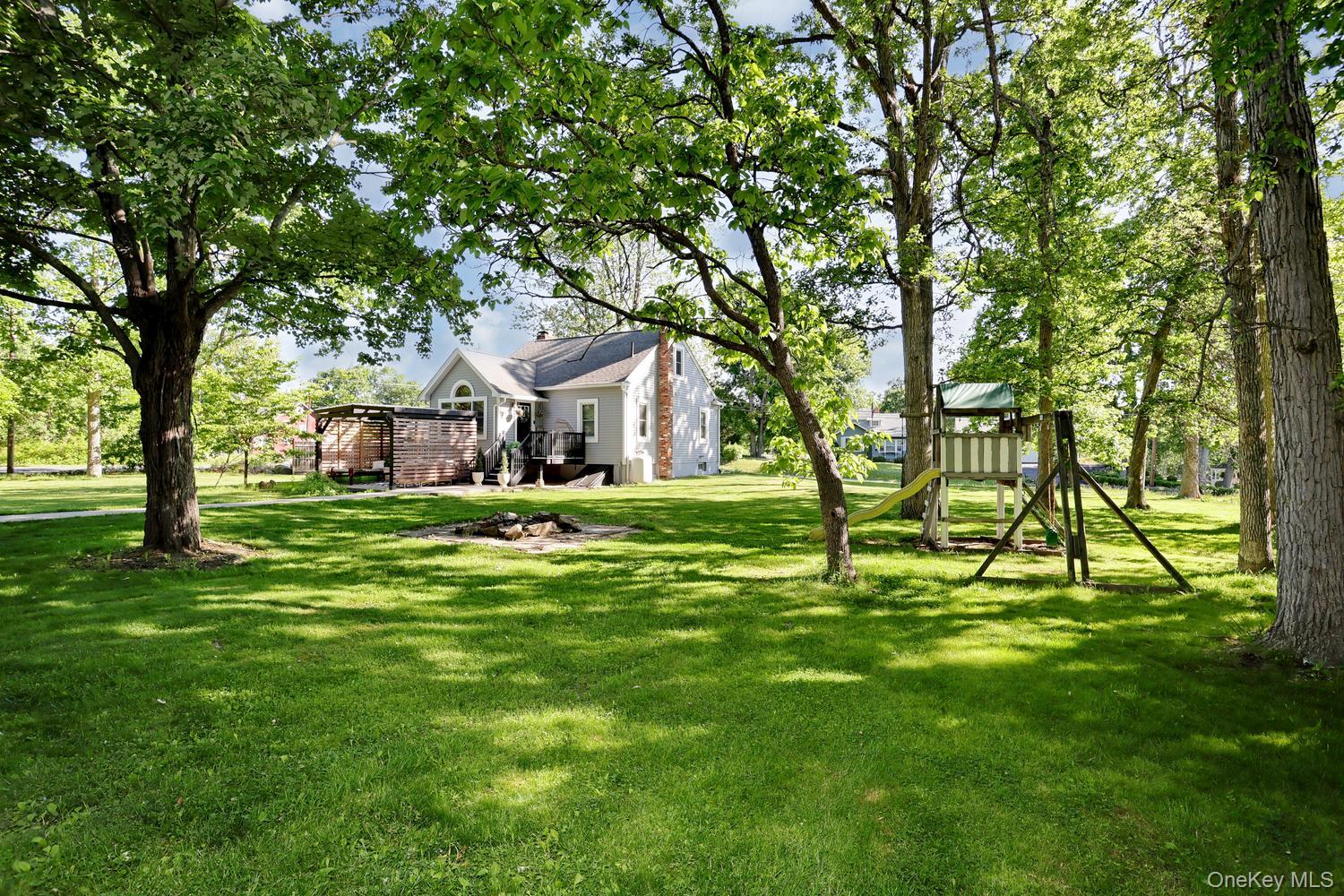 671 Route 211 W