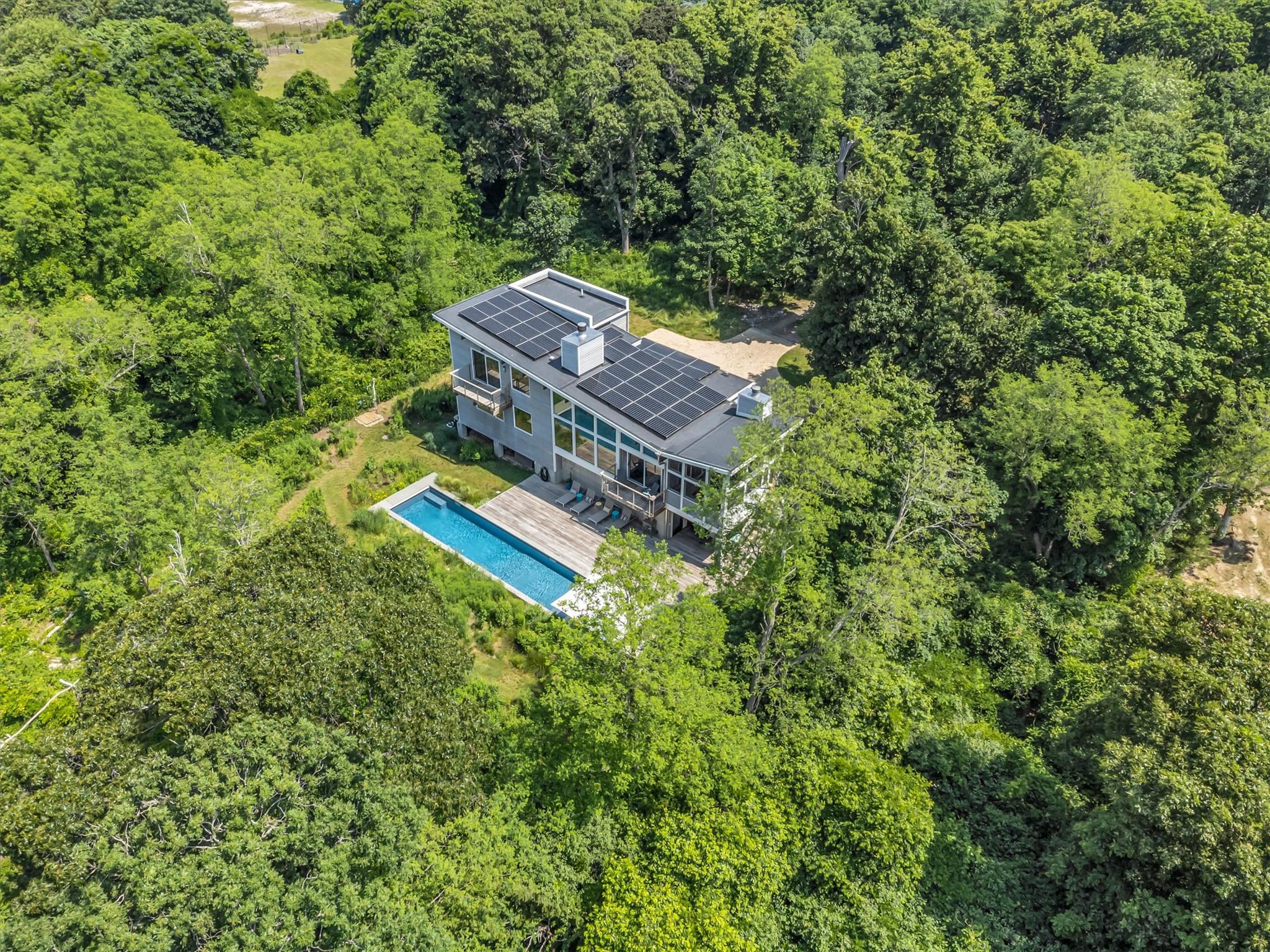 34 Old Neck Road S