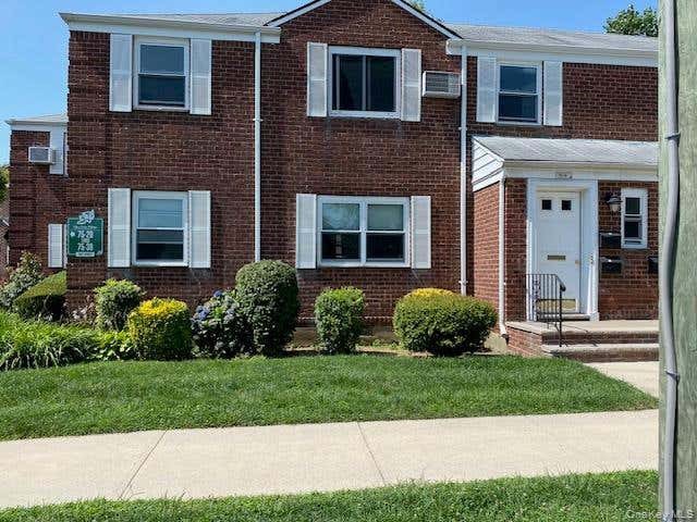 Photo of 75-18 263rd St #G-1, Glen Oaks, NY 11004 (MLS # 1030714)