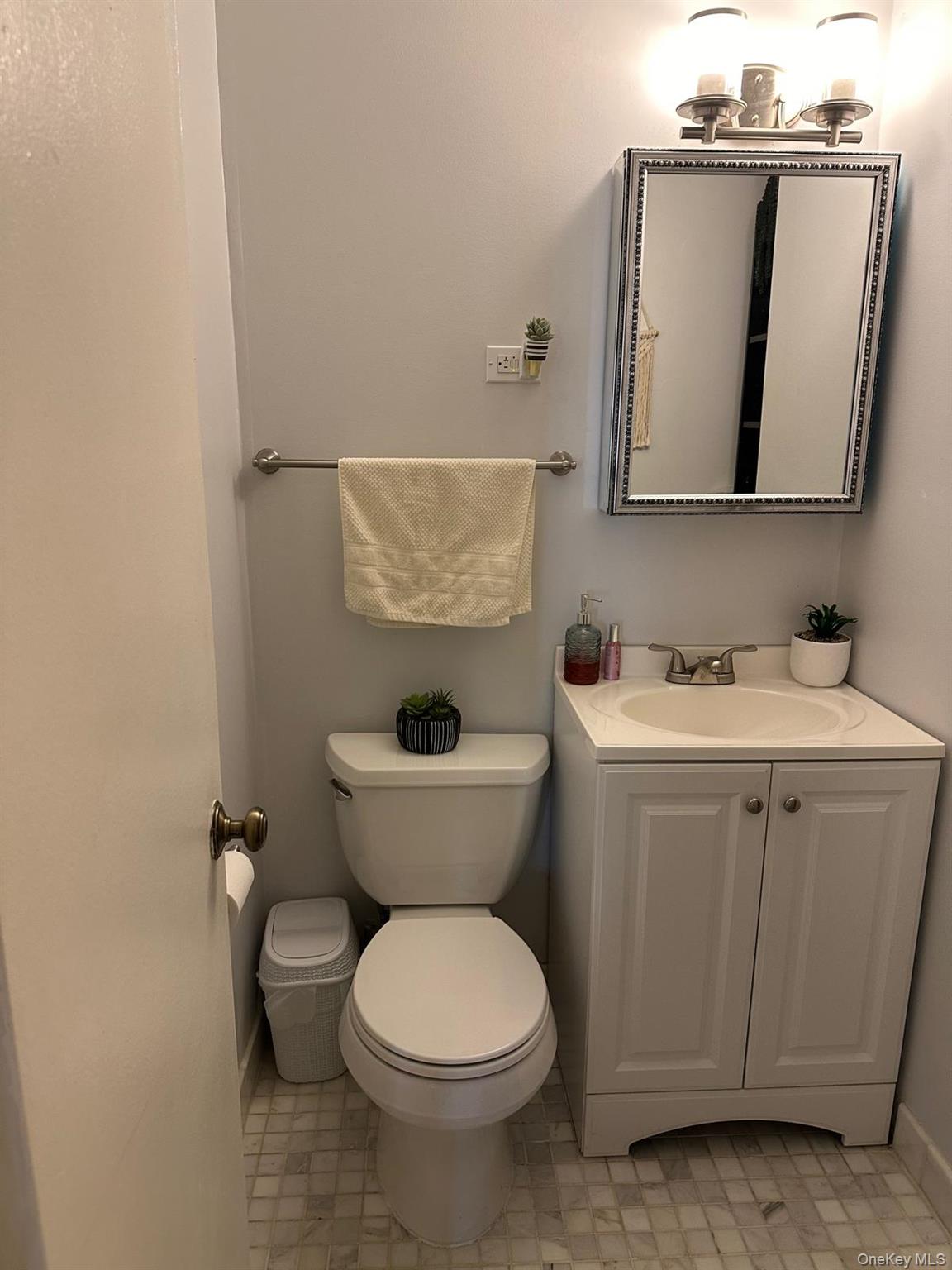 2550 Olinville Avenue 3D