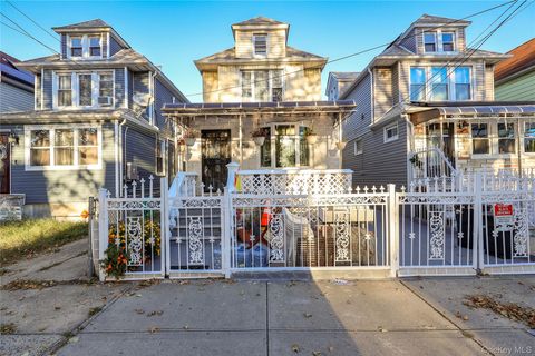 Photo of 116-27 130th Street, South Ozone Park, NY 11420 (MLS # 927742) Photo of 116-27 130th Street, South Ozone Park, NY 11420 (MLS # 927742)