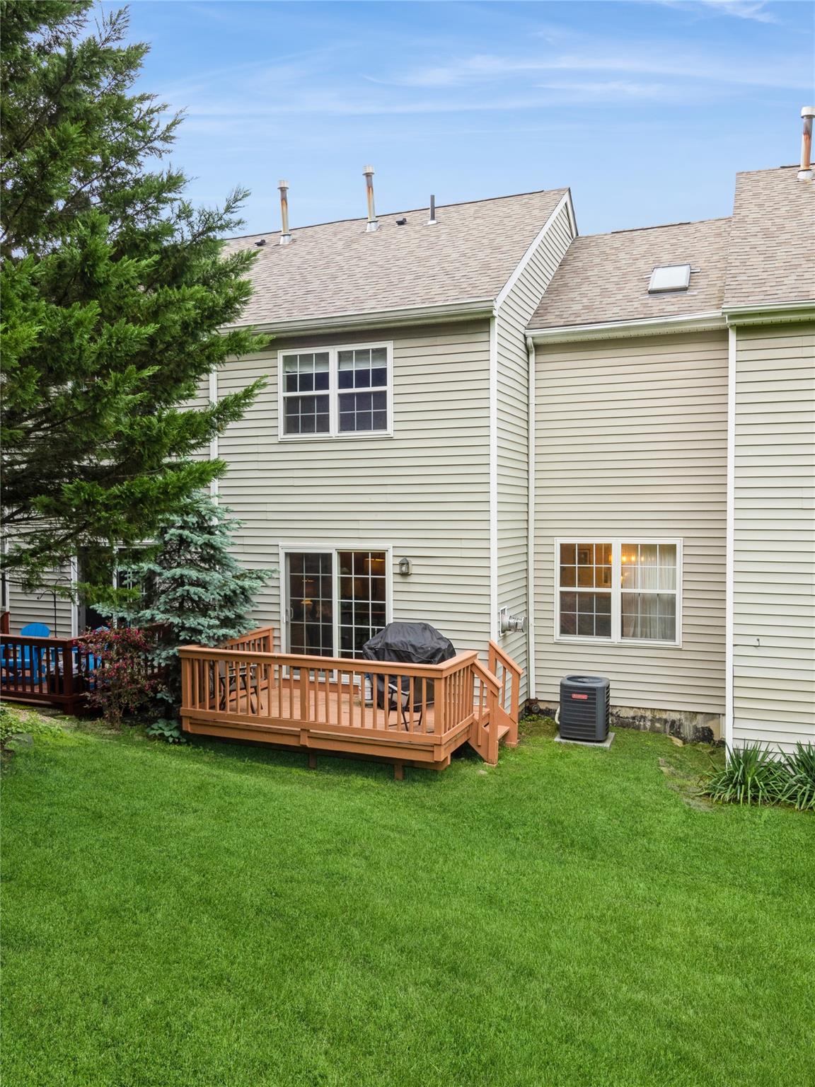 47 Muirfield Court, Poughkeepsie, New York image 4
