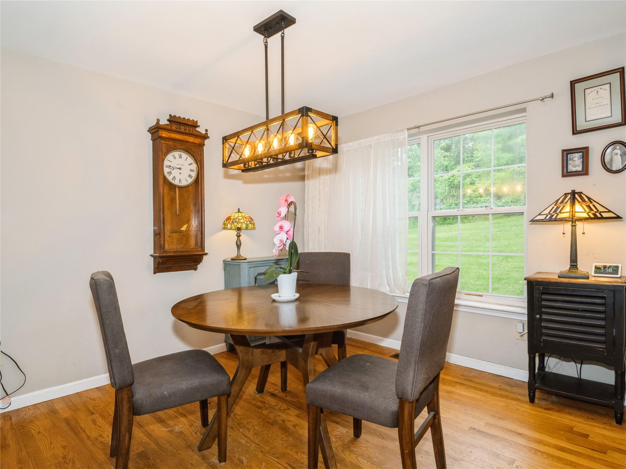 47 Muirfield Court, Poughkeepsie, New York image 13