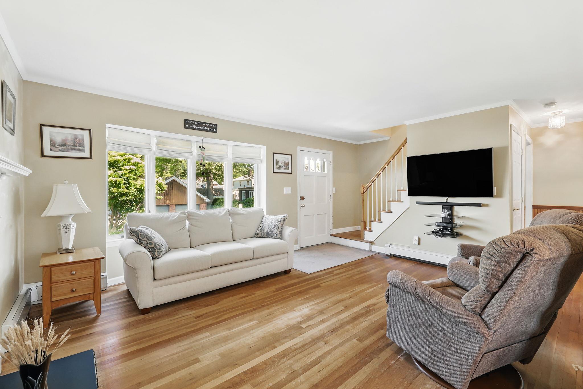 White Plains, New York 10603, United States, 5 Bedrooms Bedrooms, ,2 BathroomsBathrooms,Residential,Active,145352