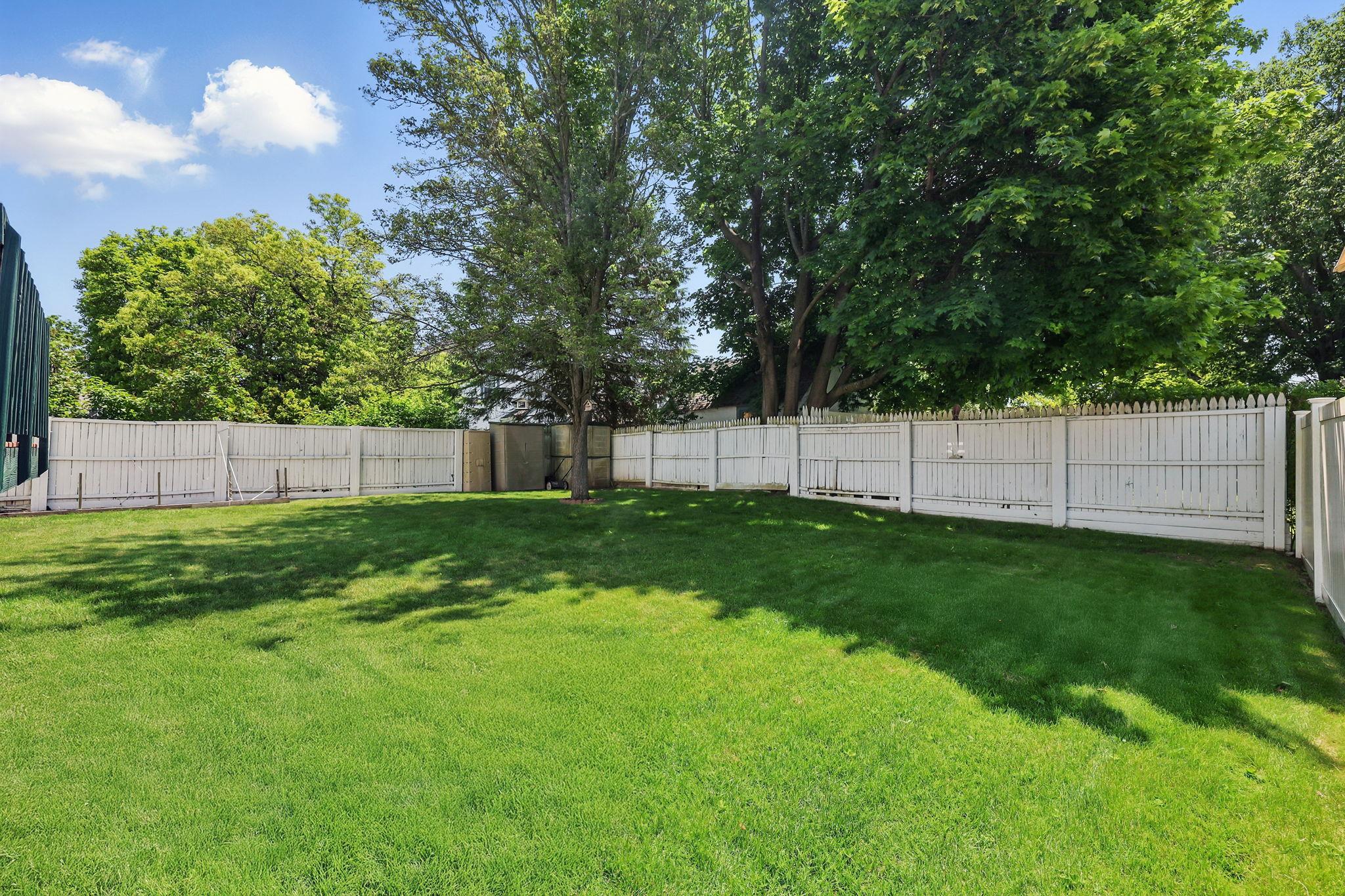 White Plains, New York 10603, United States, 5 Bedrooms Bedrooms, ,2 BathroomsBathrooms,Residential,Active,145352