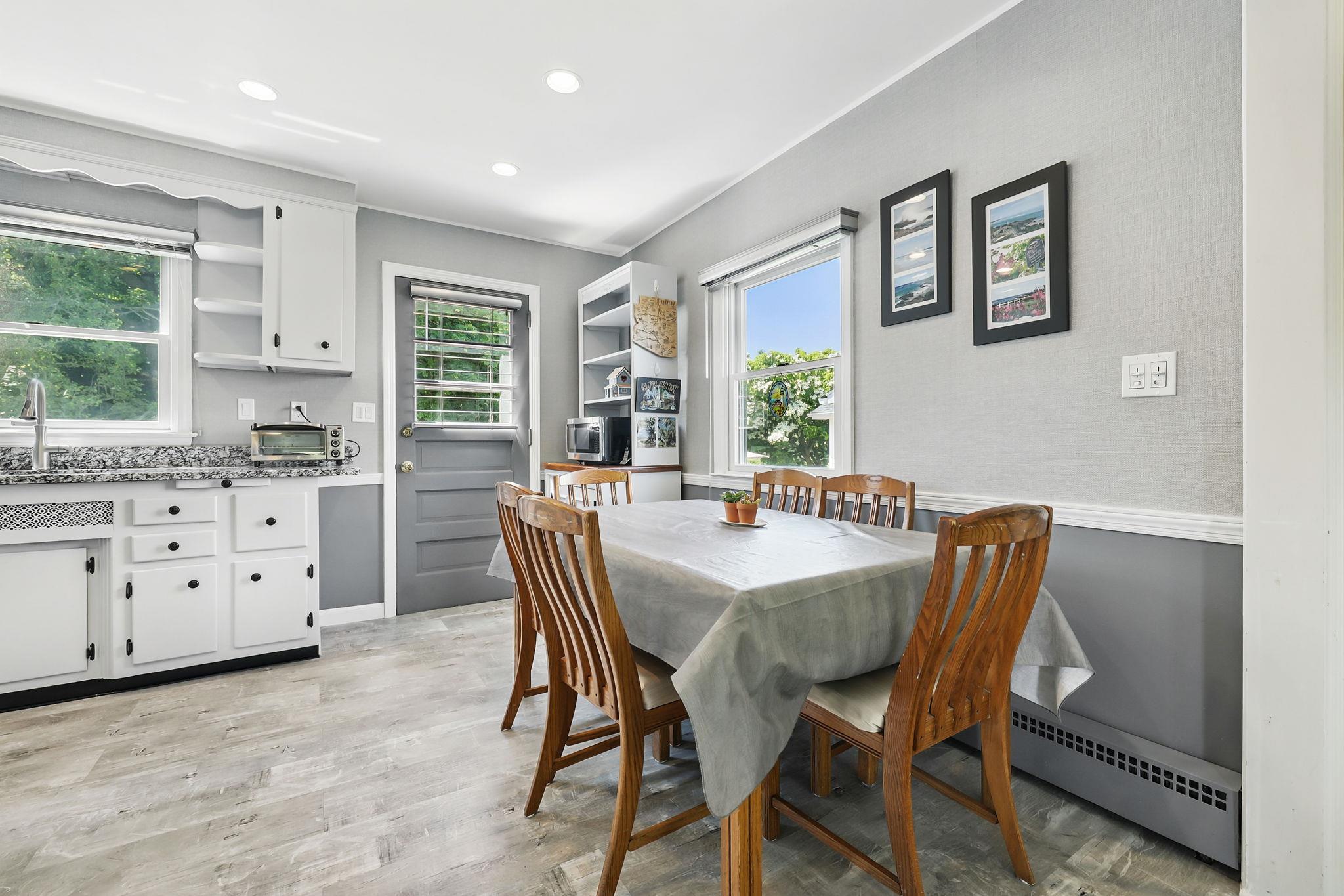 White Plains, New York 10603, United States, 5 Bedrooms Bedrooms, ,2 BathroomsBathrooms,Residential,Active,145352