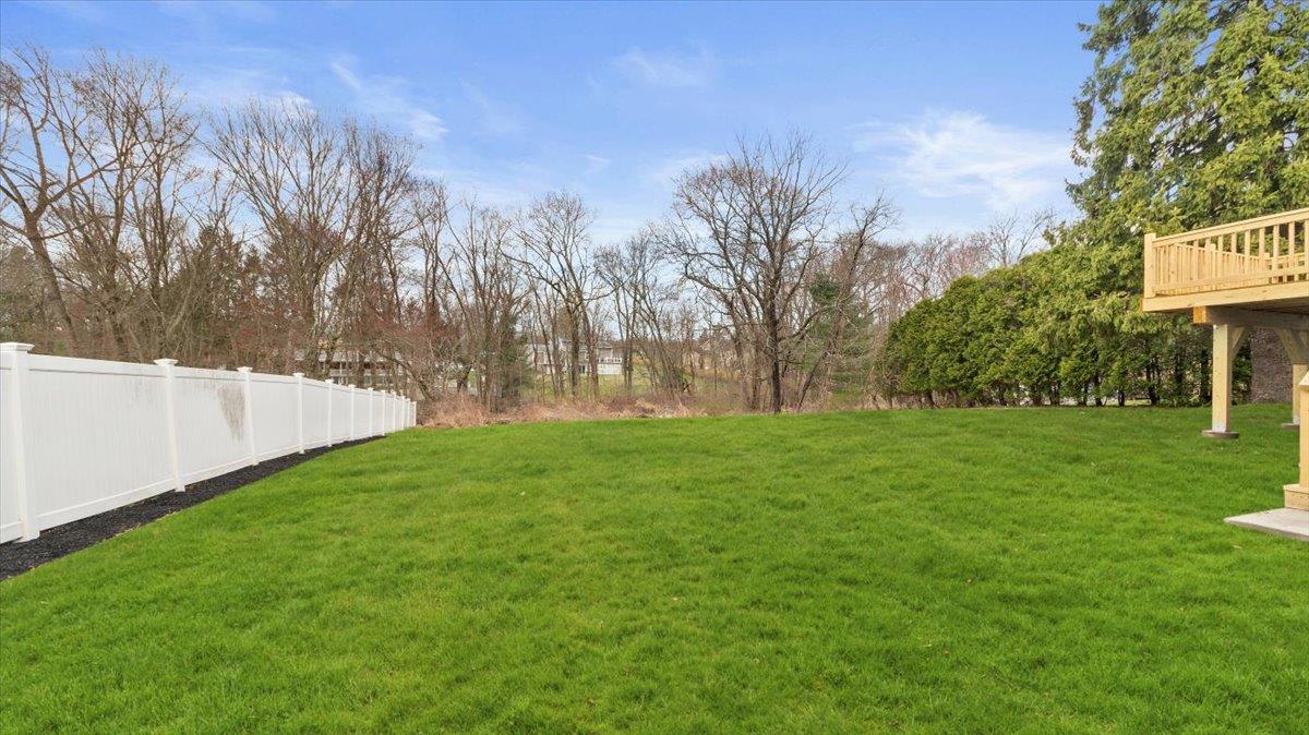 77 Friendly Road, Mahopac, New York image 27