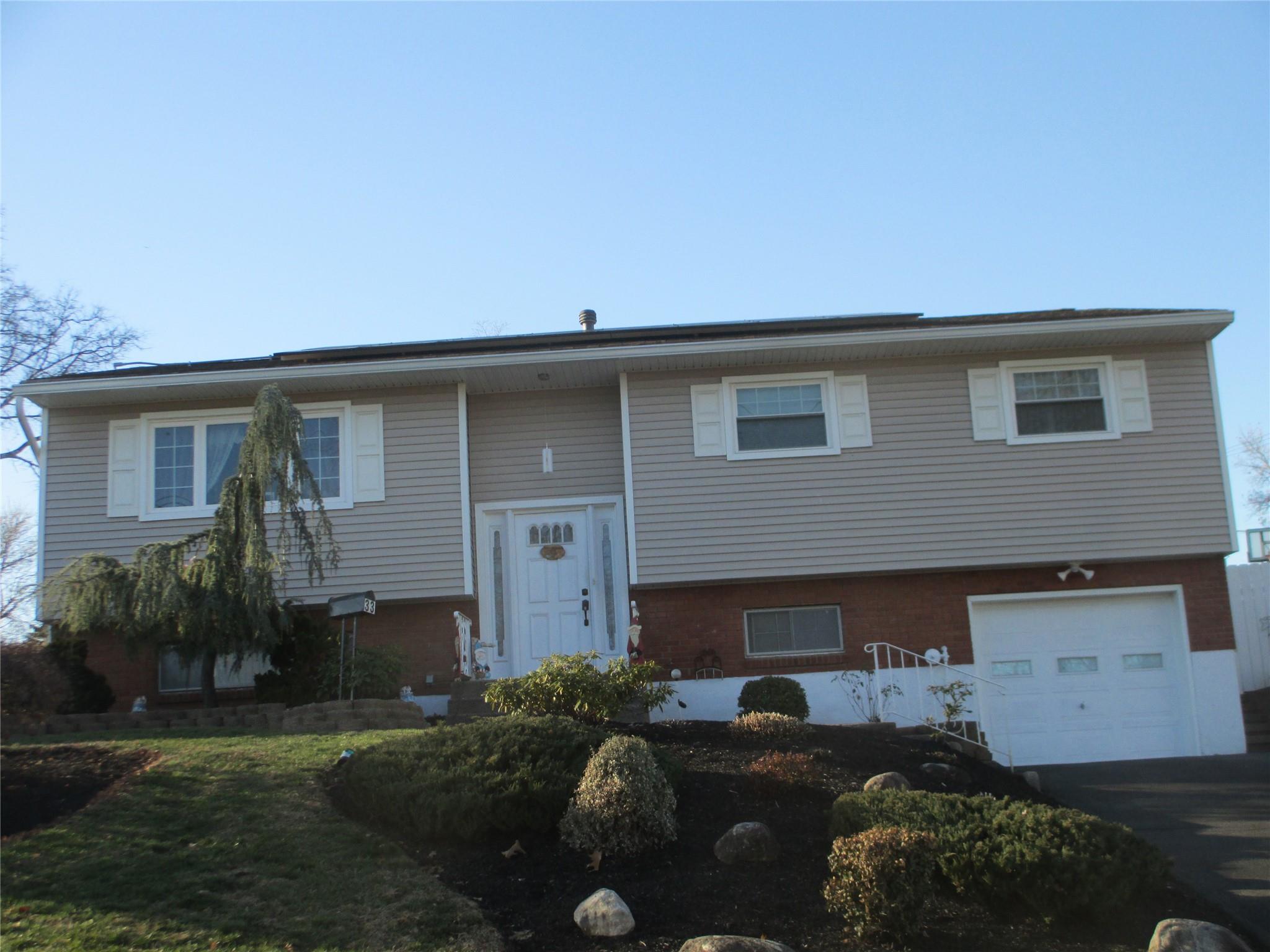 33 Waldron Drive, Stony Point, New York image 4