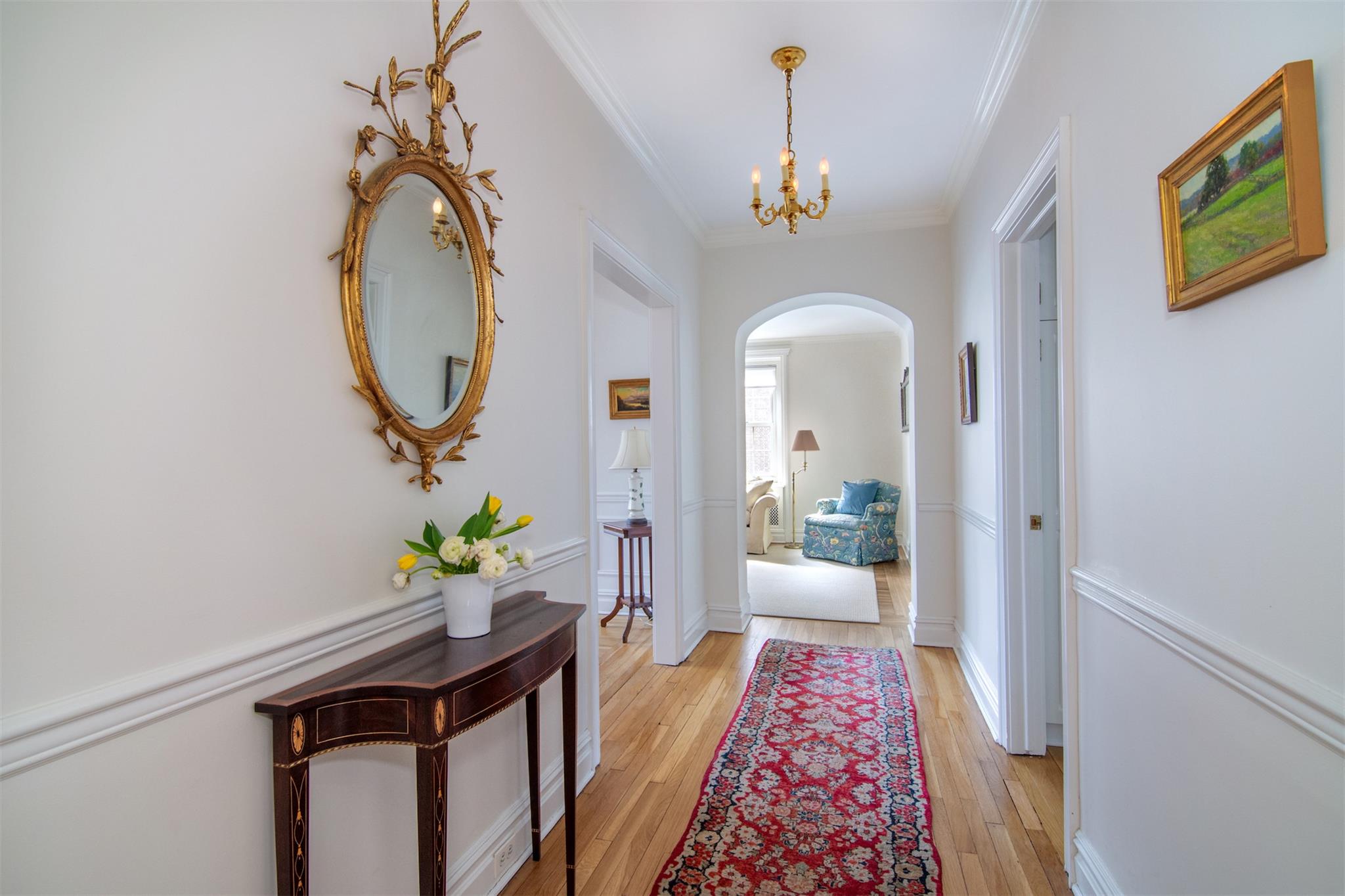 9 Tanglewylde Avenue #2A, Bronxville, New York image 2