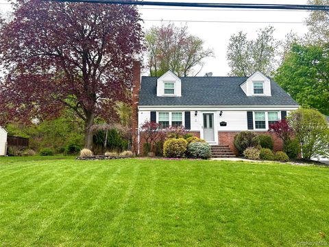 21 Arlene Court Pearl River NY 10965
