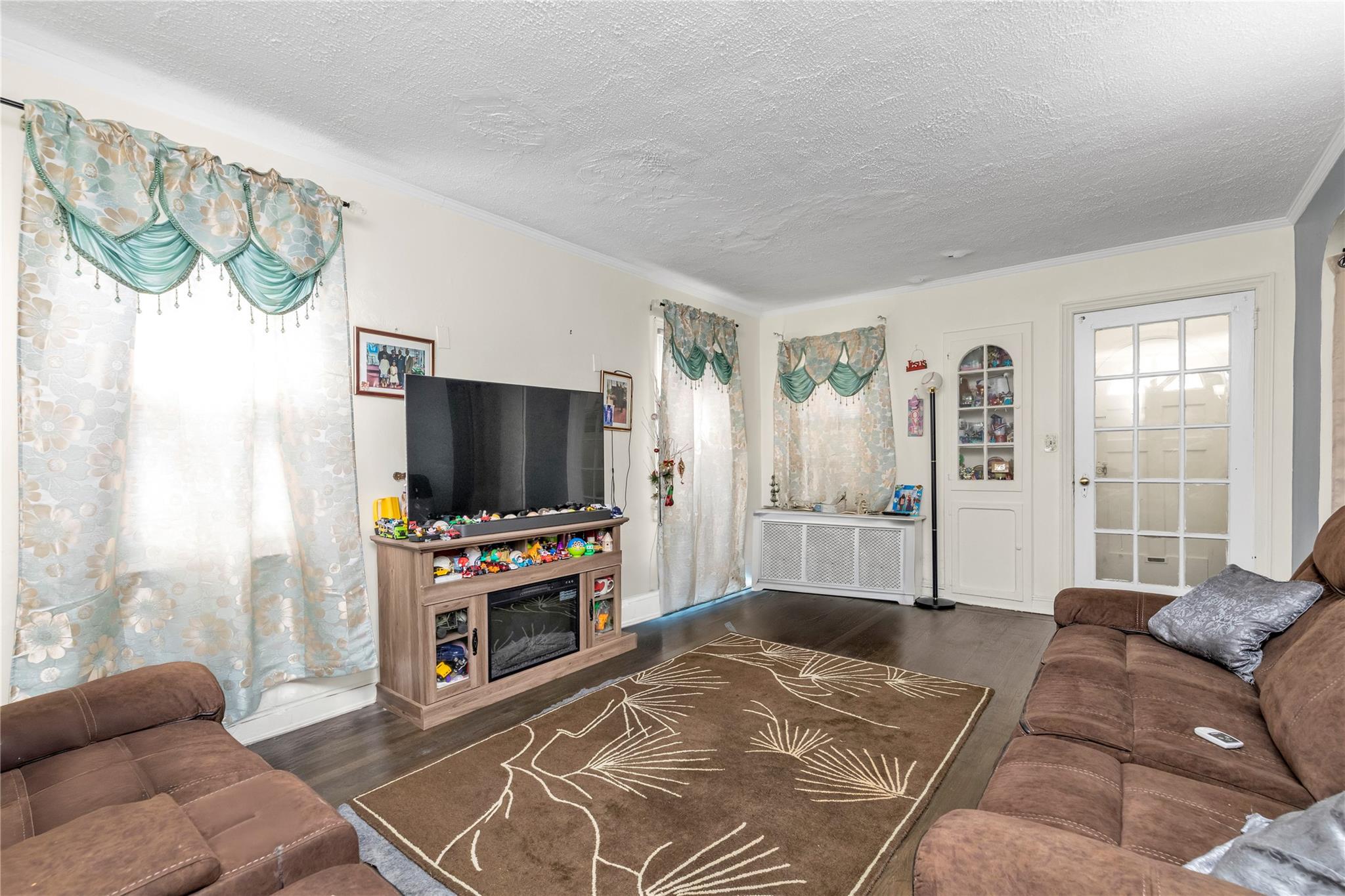 11651 230th Street, Cambria Heights, New York image 4