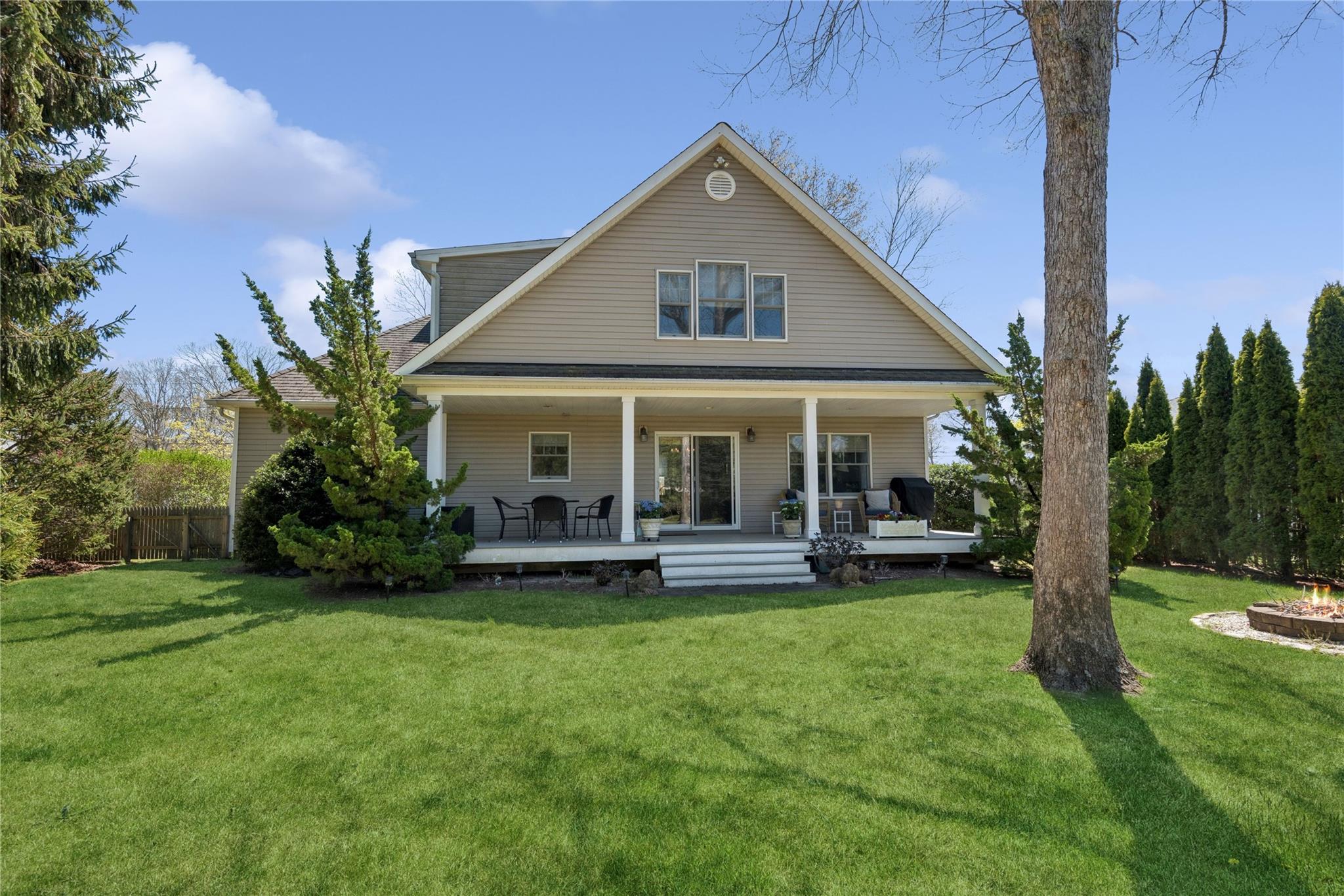 11 Staller Boulevard, Hampton Bays, New York image 28