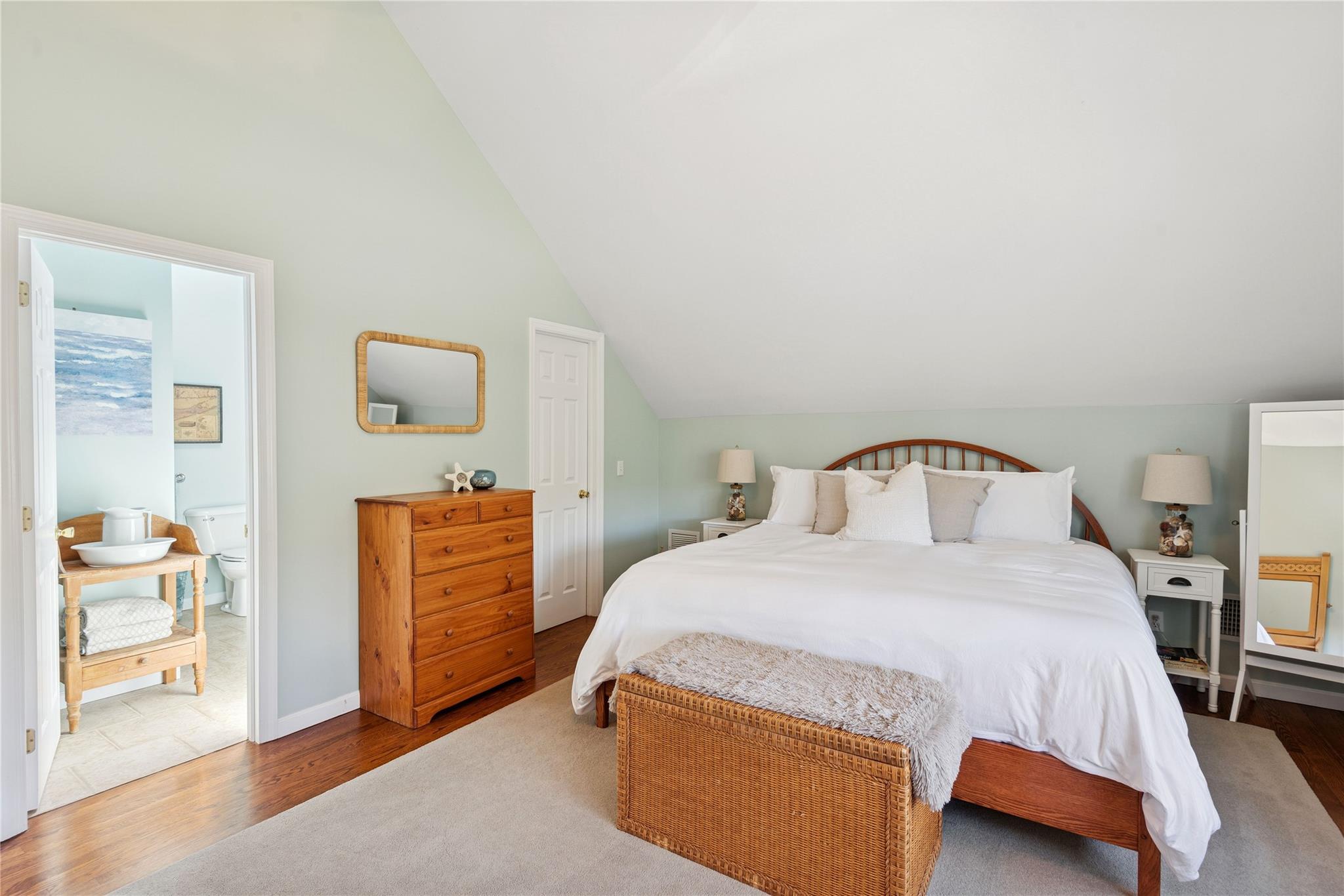 11 Staller Boulevard, Hampton Bays, New York image 16