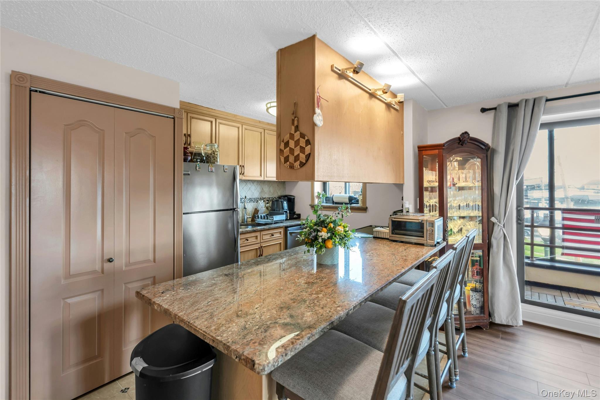 725 Miller Avenue 241