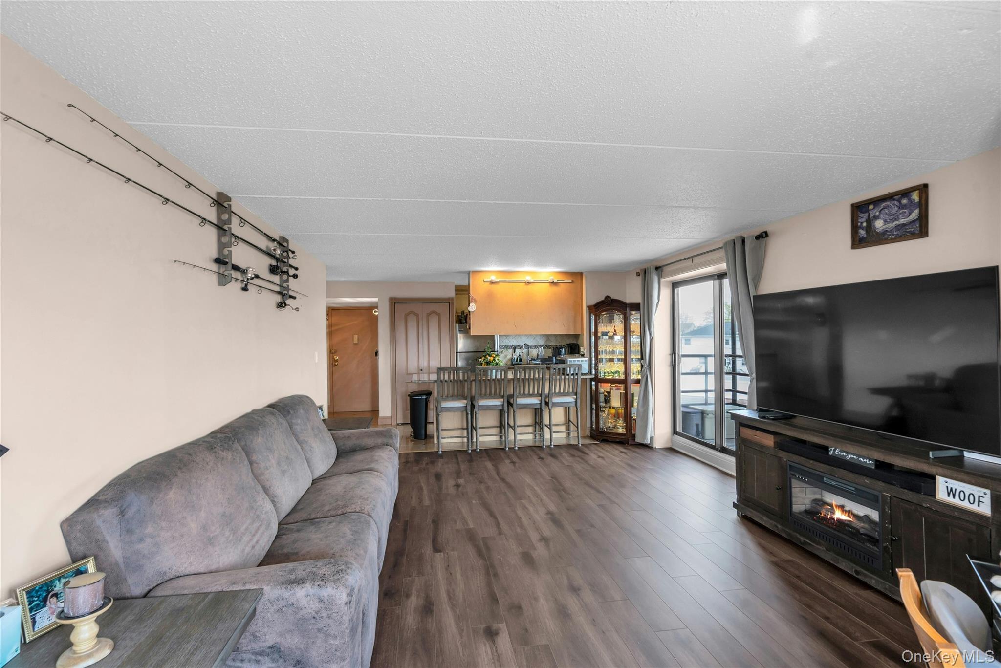 725 Miller Avenue 241