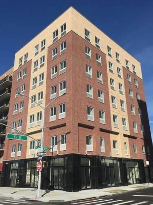 Rental Property at Queens Boulevard Blvd 4F, Woodside, Queens, NY - Bedrooms: 3 
Bathrooms: 1 
Rooms: 5  - $3,900 MO.