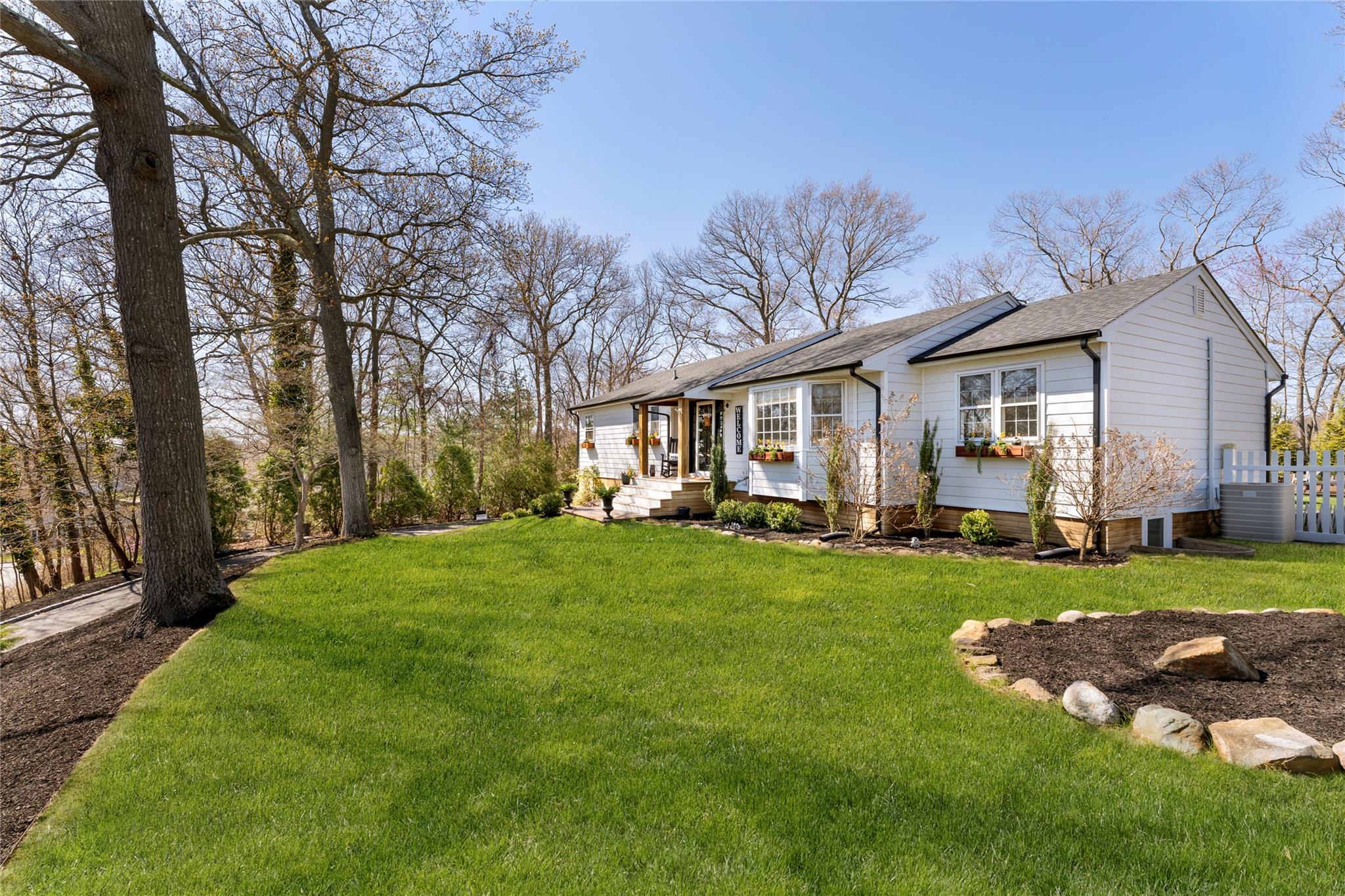 3 Russell Drive, Wading River, New York image 2