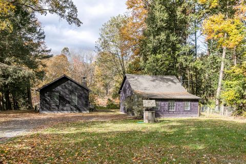 146 Glenerie Boulevard Saugerties NY 12477