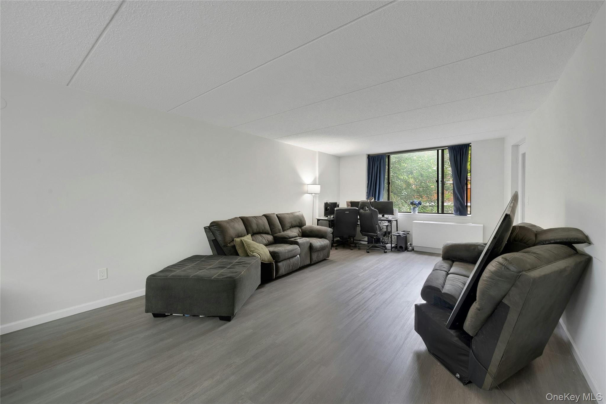 777 N MacQuesten 305