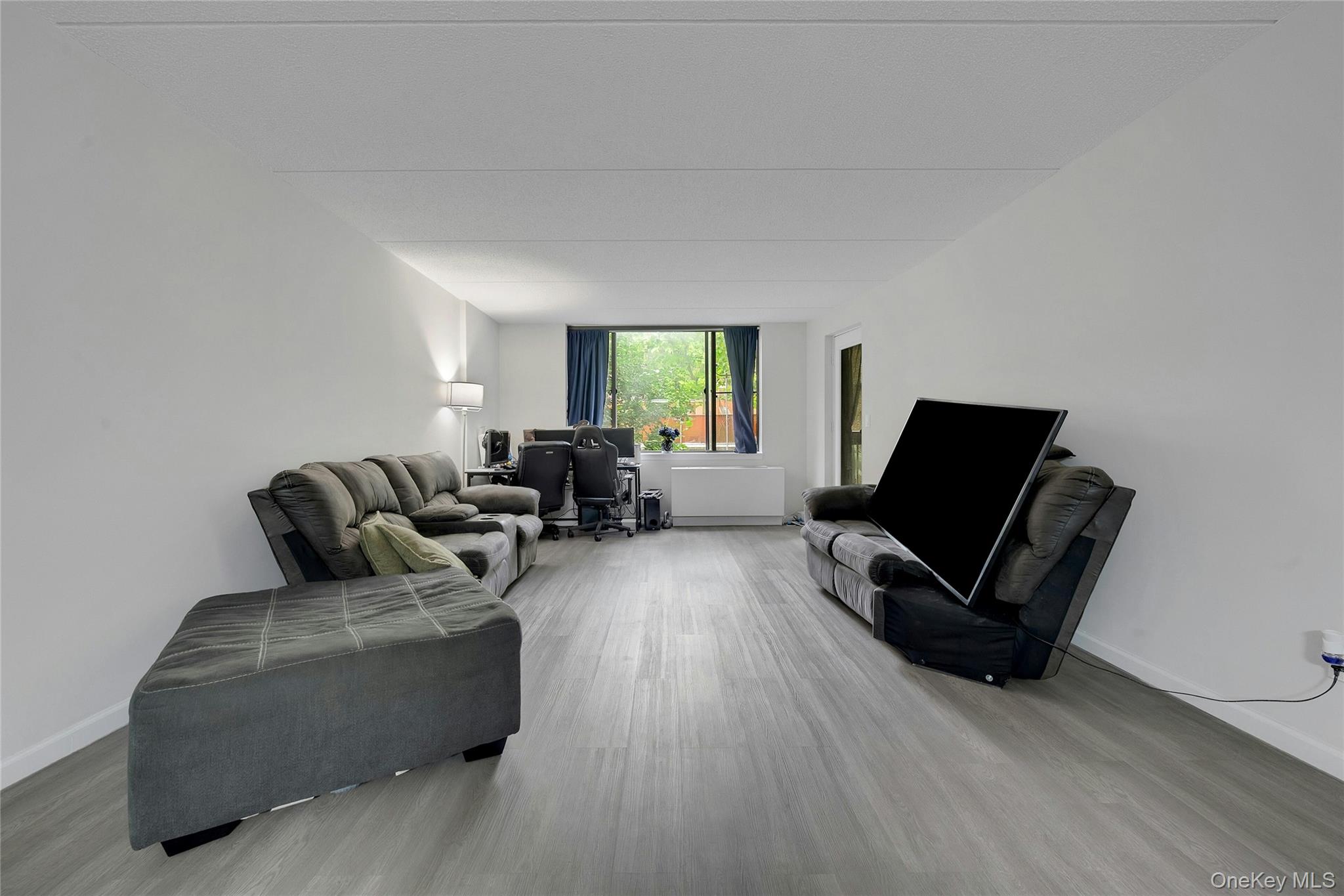 777 N MacQuesten 305