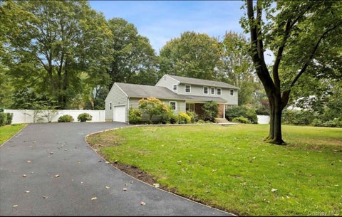 Homes For Rent - 240 Plainview Road<br/> Nassau County, Woodbury, NY 11797