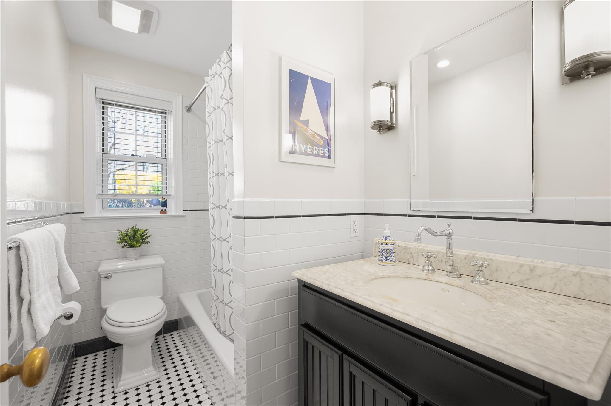 1 Chateaux Circle #1N, Scarsdale, New York image 5