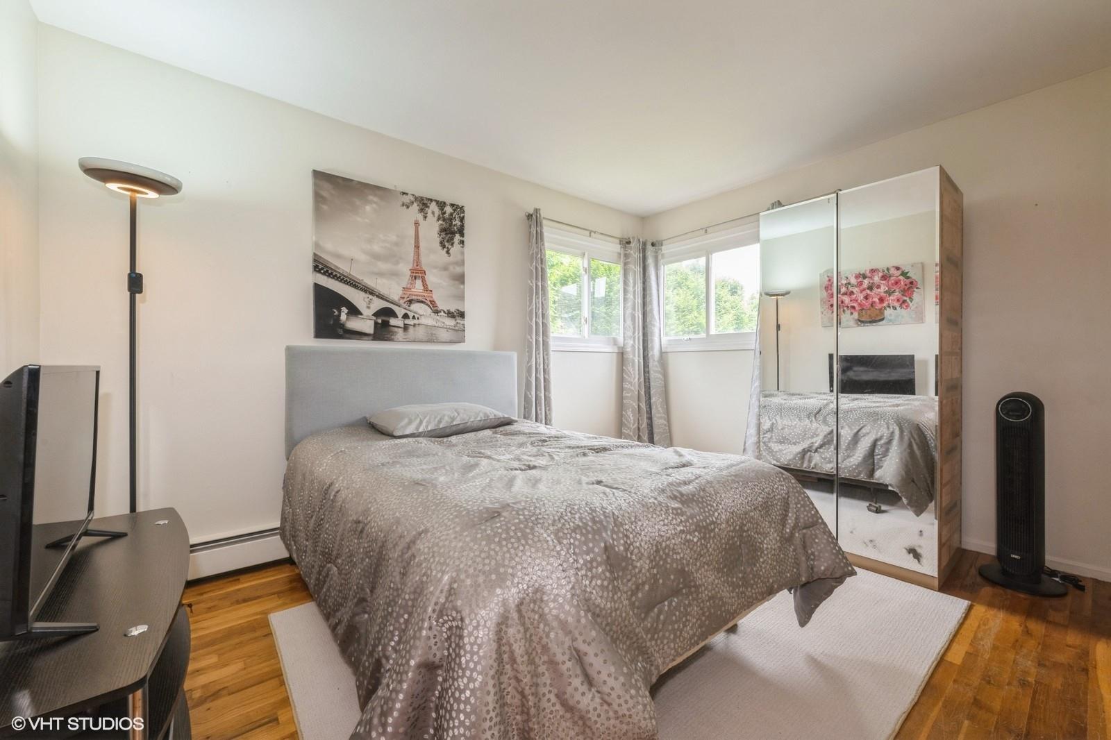 2104 Fir Street, Wantagh, New York image 14