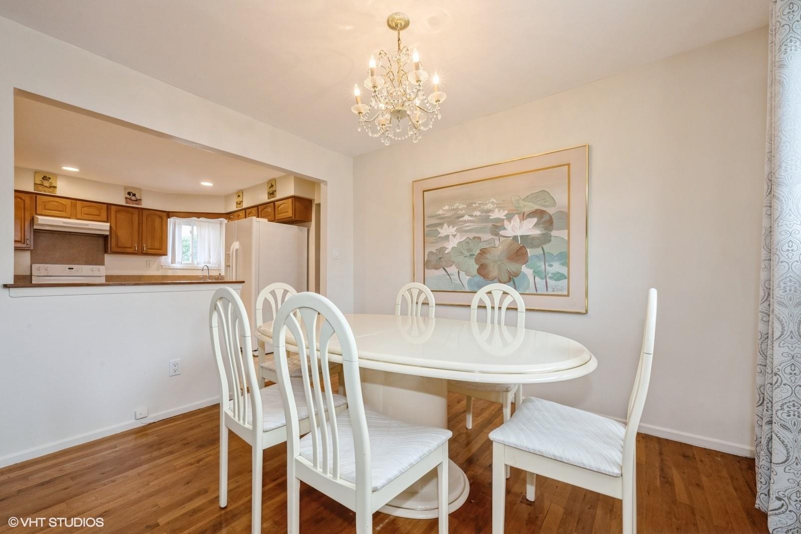 2104 Fir Street, Wantagh, New York image 7