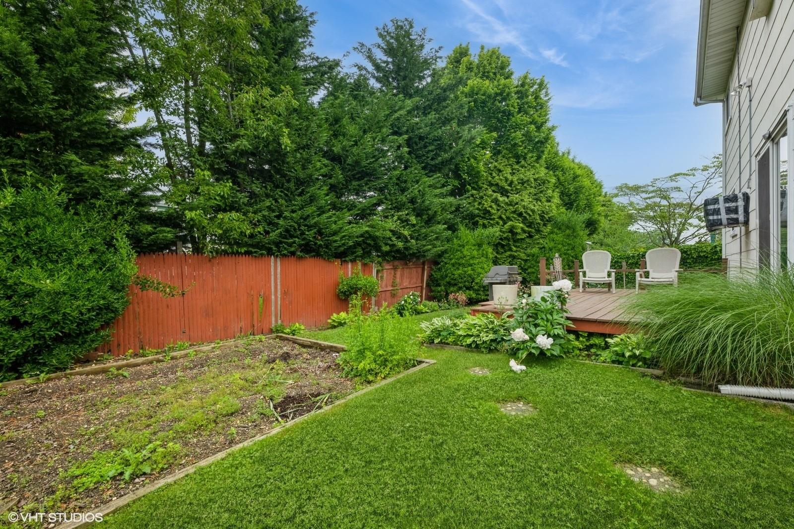 2104 Fir Street, Wantagh, New York image 31