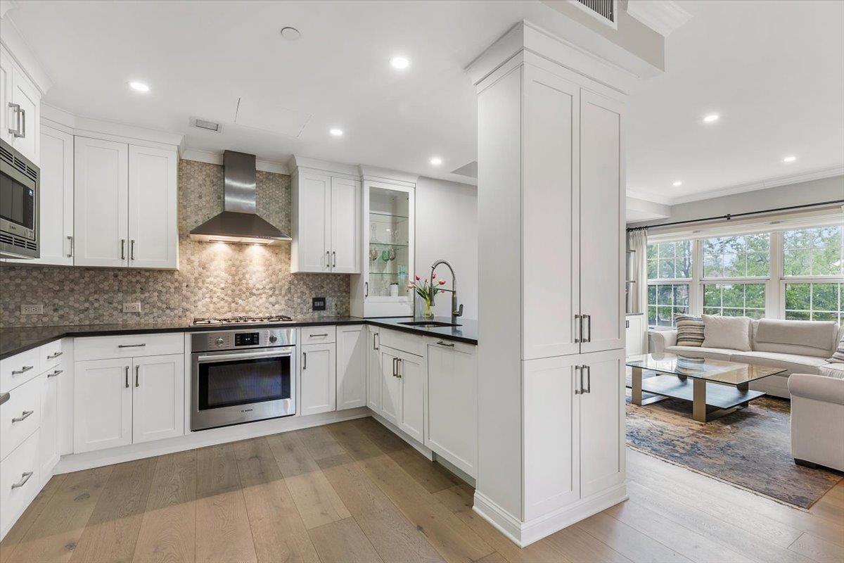 10 Byron Place #209, Larchmont, New York image 3
