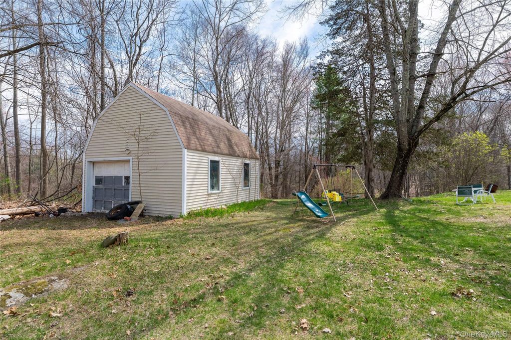 Photo of 18 Powerline Lane, Staatsburg, NY 12580 (MLS # 987915)
