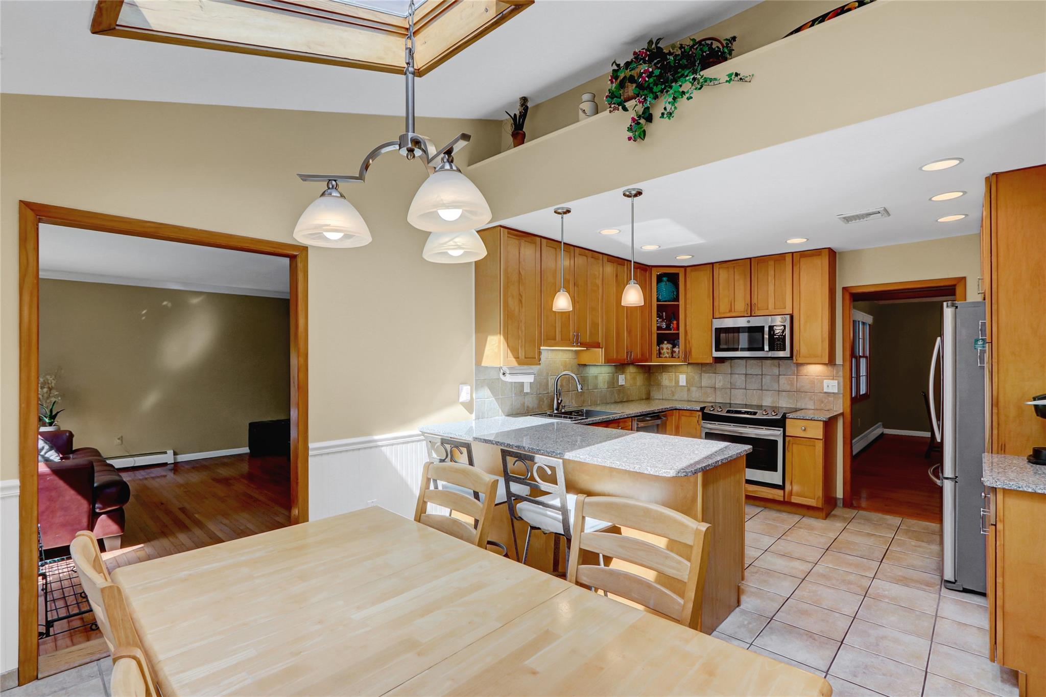 12 Bridle Path Lane, Port Jefferson, New York image 8