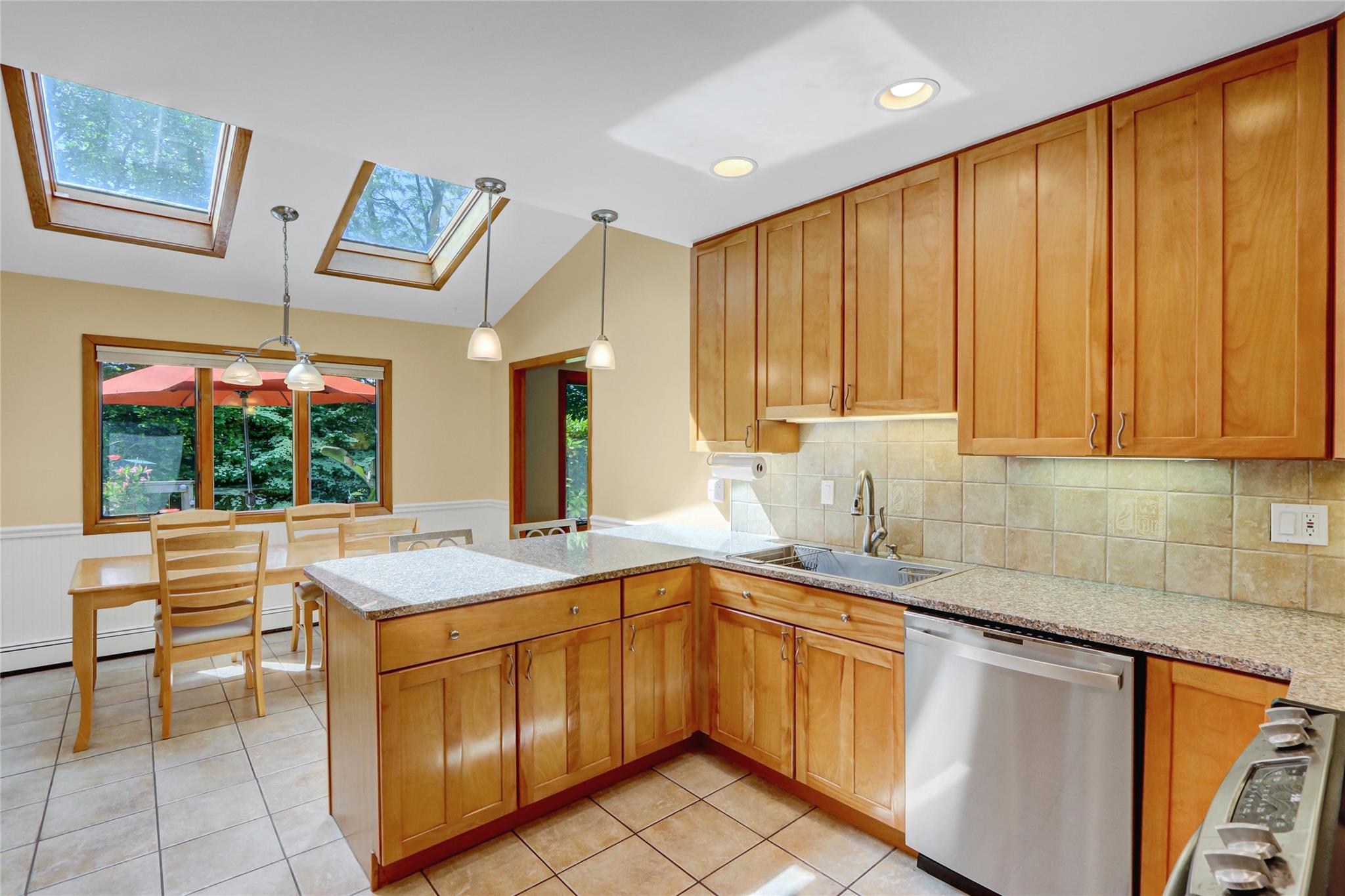 12 Bridle Path Lane, Port Jefferson, New York image 7