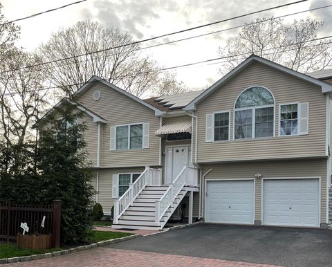 10 12th Street East Hampton NY 11937