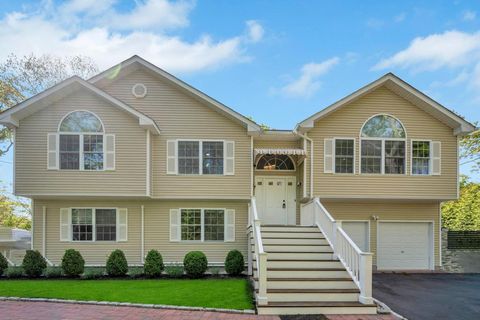 10 12th Street East Hampton NY 11937
