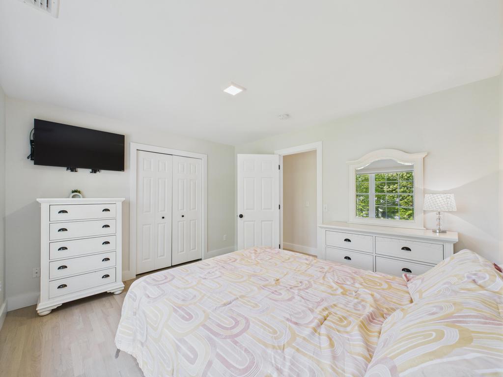 10 12th Street, East Hampton, New York image 37