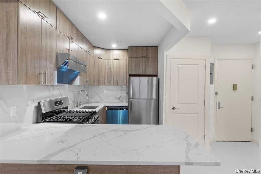 Photo of 124-28 Queens Boulevard #PH-C, Kew Gardens, NY 11415 (MLS # 1012007)