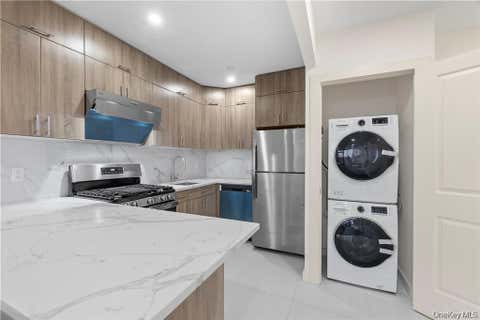 Condo For Sale - 124-28 Queens Boulevard #PH-C<br/> Kew Gardens, NY 11415