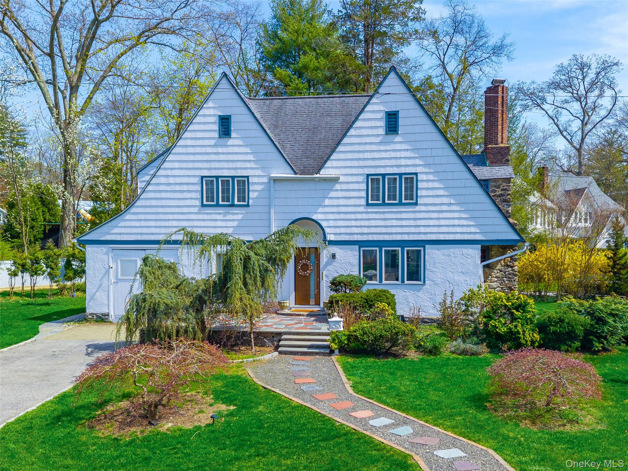 166 VALLEY STREAM Road