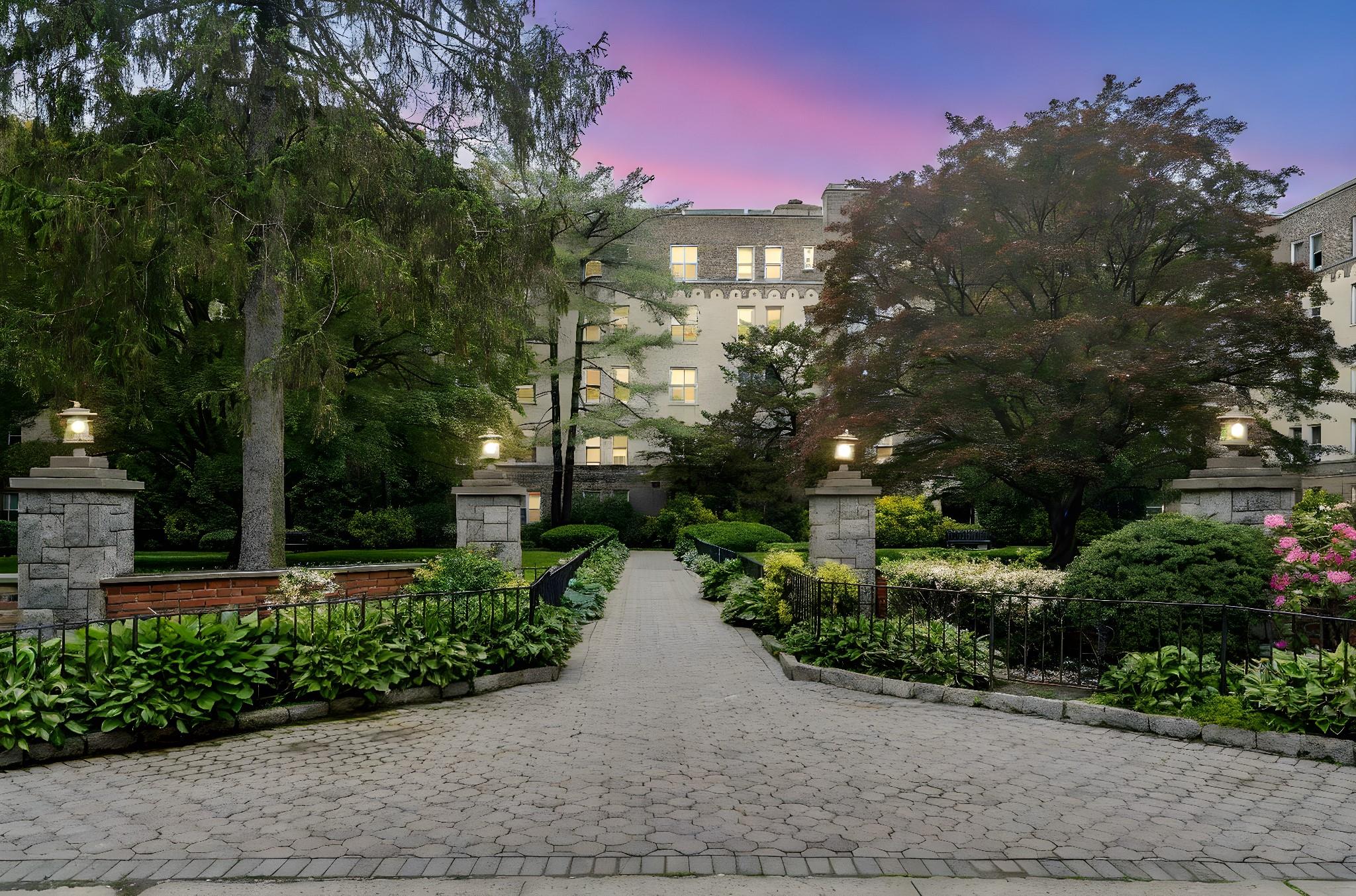 472 Gramatan Avenue #CC3, Mount Vernon, New York image 1