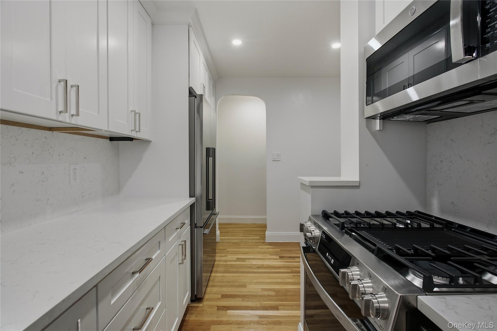 98 Park Terrace East 2C