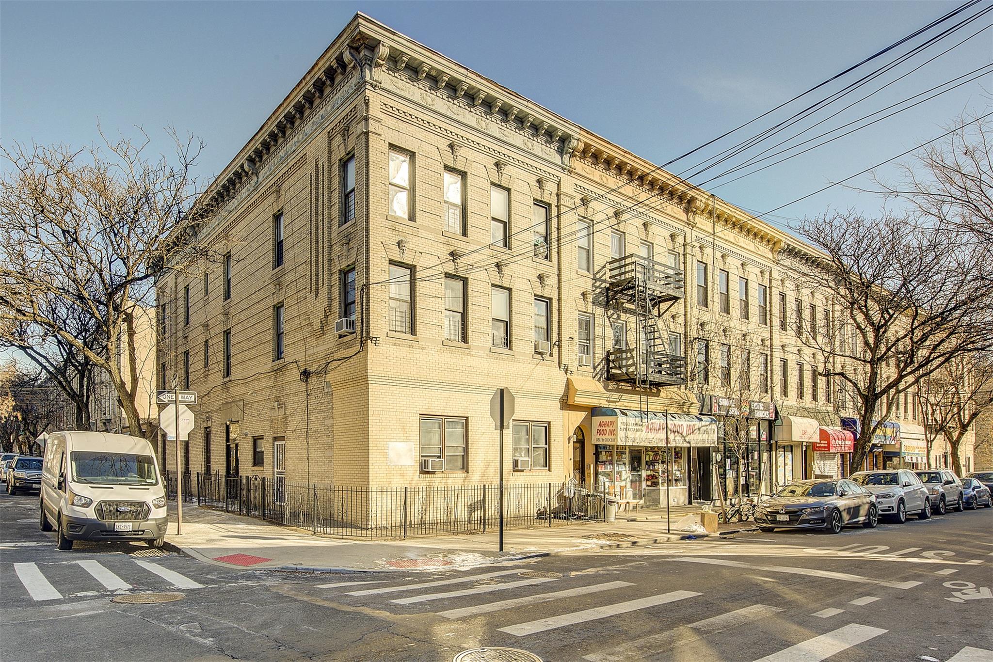 603 WOODWARD Avenue