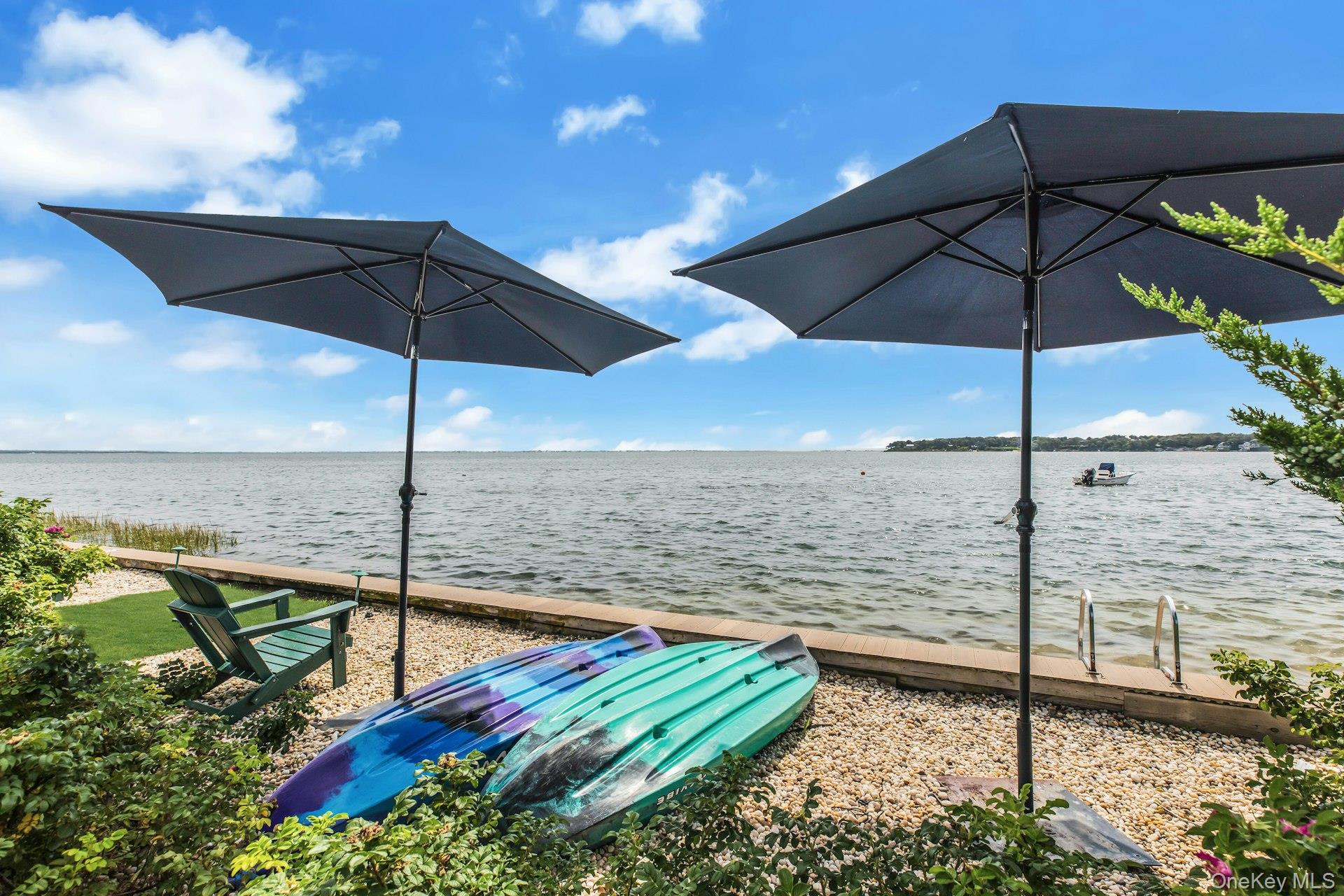 310 E Montauk Highway